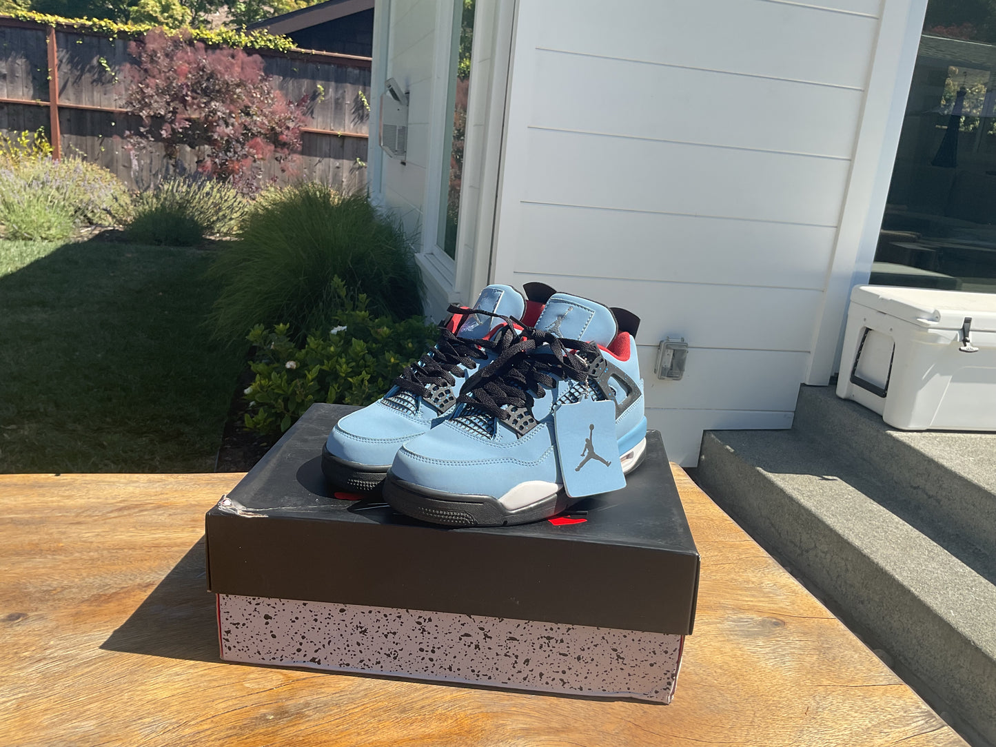 Jordan 4 Travis Scott size 7 (reps)